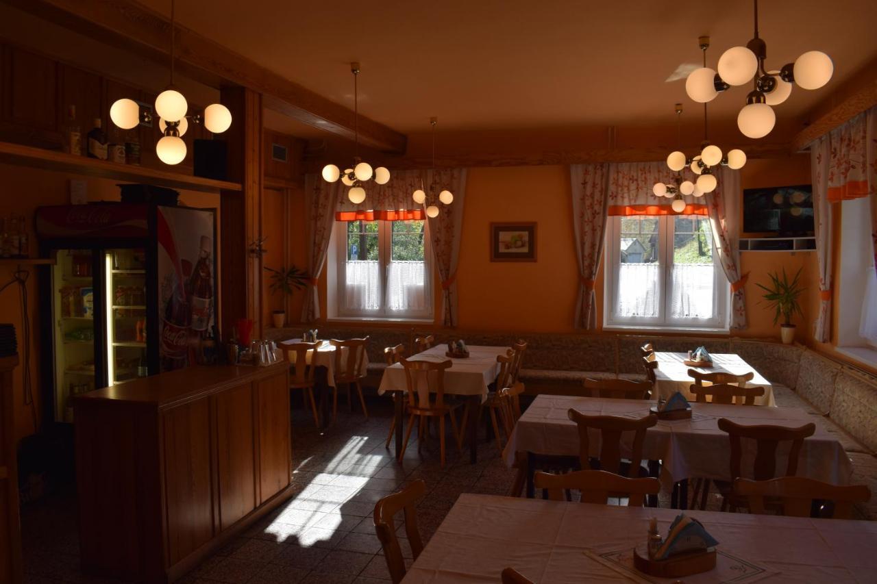 Penzion Ve Starem Krame 147 Srbska Kamenice Bagian luar foto